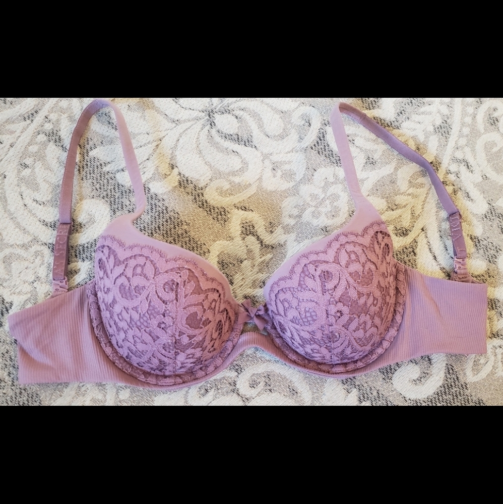 Victoria's Secret Lace Lined Demi Bra